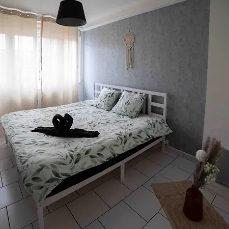 Apartment Ginalia Eclaron